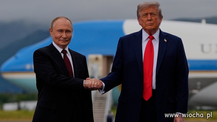 Trump twierdzi ze tylko głupi nie wspierają USA