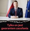 Za nim stoi ciemnota nie rozumująca niczego 