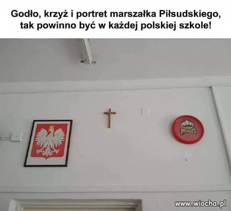 Zegar z Piłsudskim