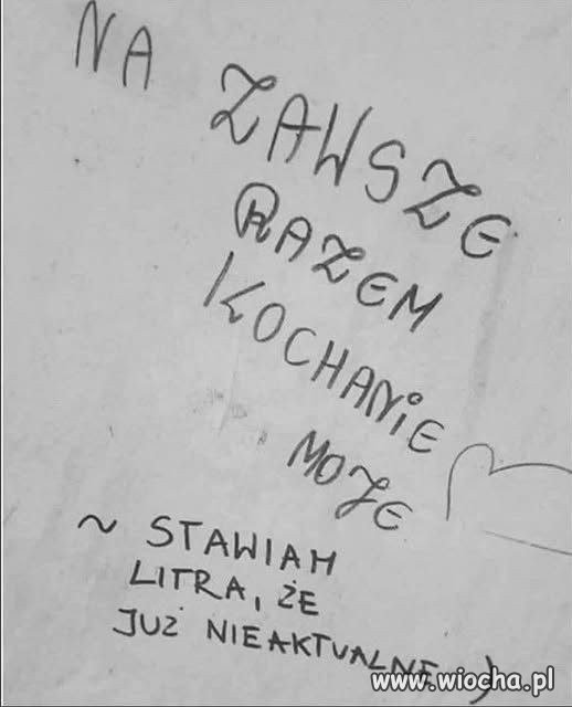 Też mnie zawsze zastanawiają te napisy