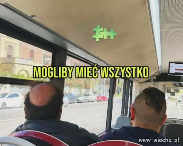 To przeznaczenie, że usiedli obok siebie