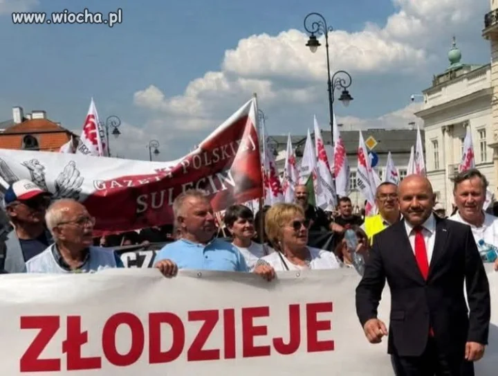 Gosku prowadź idiotów.
